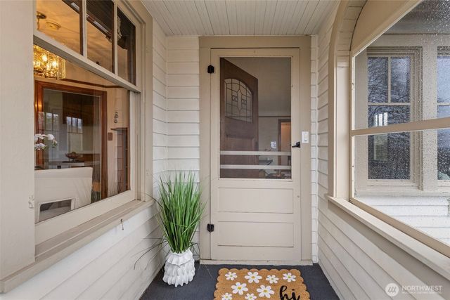 1142 Scott Avenue, Bremerton, WA 98310