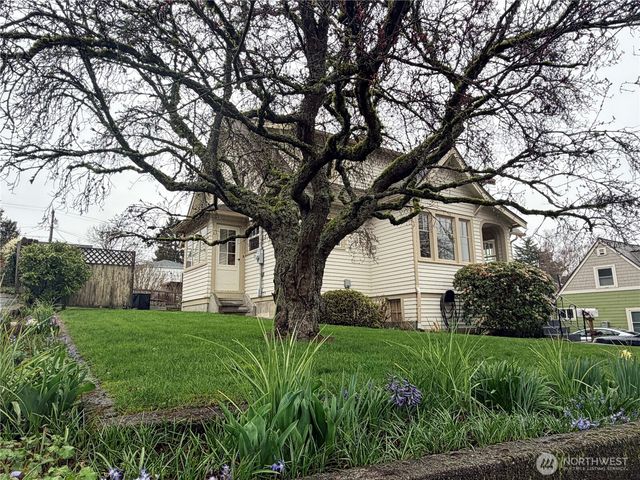 1142 Scott Avenue, Bremerton, WA 98310