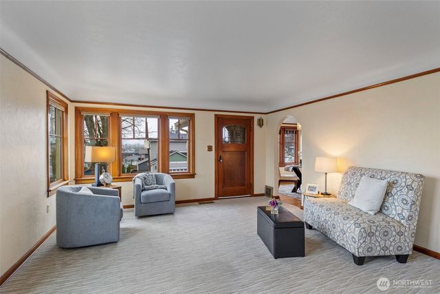 1142 Scott Avenue, Bremerton, WA 98310