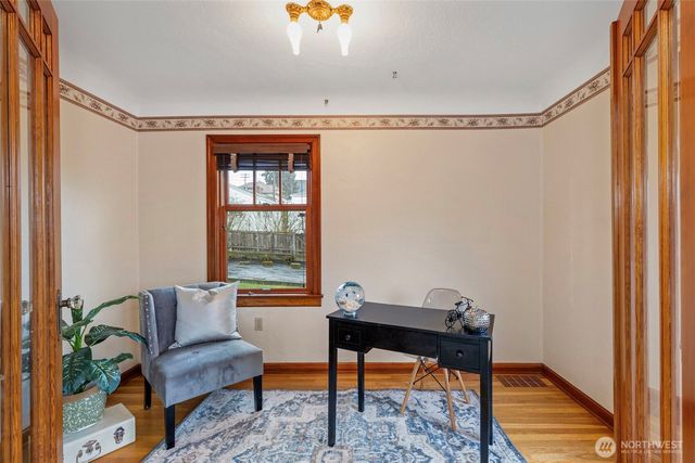 1142 Scott Avenue, Bremerton, WA 98310