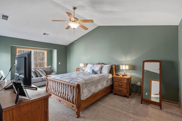 17940 W Jacobs Ridge COURT, New Berlin, WI 53146