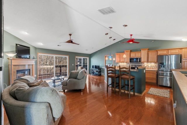 17940 W Jacobs Ridge COURT, New Berlin, WI 53146