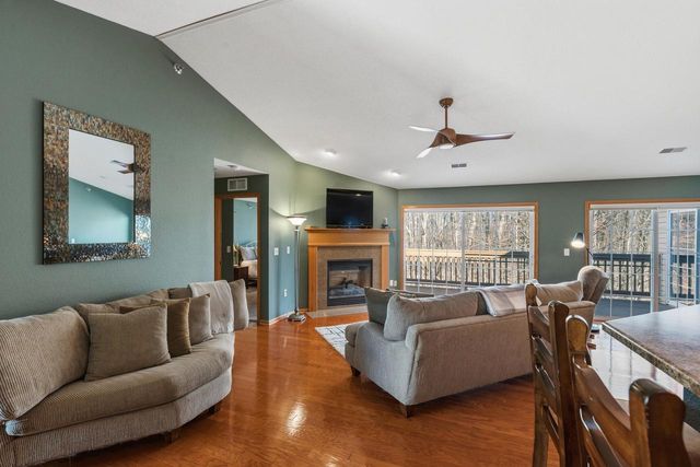 17940 W Jacobs Ridge COURT, New Berlin, WI 53146