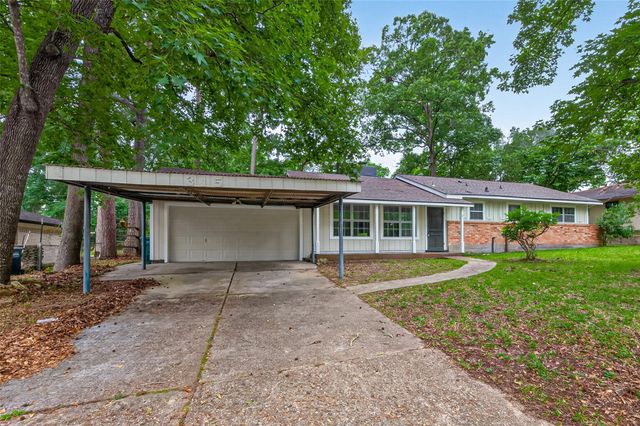 315 Hollywood Drive, Conroe, TX 77303