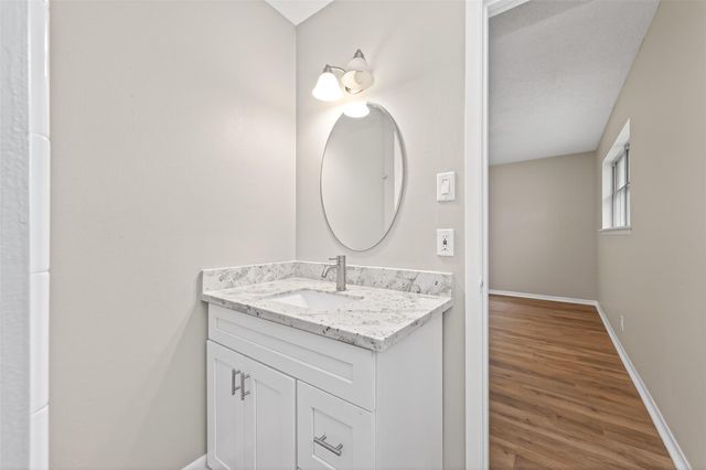 315 Hollywood Drive, Conroe, TX 77303