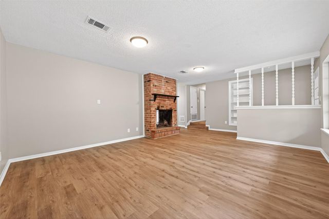 315 Hollywood Drive, Conroe, TX 77303