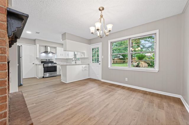 315 Hollywood Drive, Conroe, TX 77303