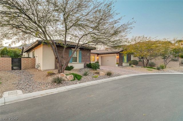 81 Navarra Canyon Court, Las Vegas, NV 89138