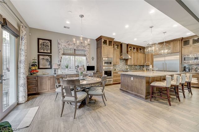 81 Navarra Canyon Court, Las Vegas, NV 89138