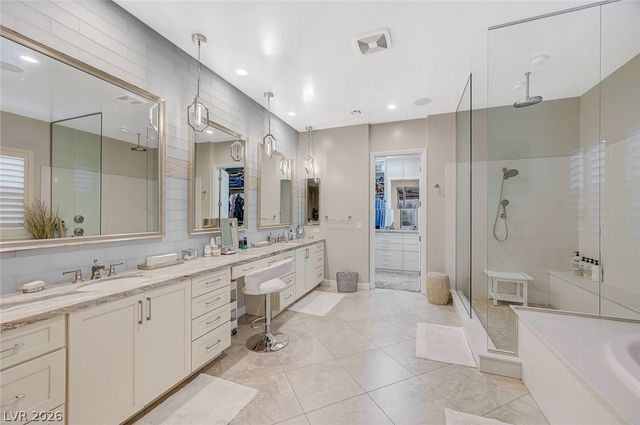 81 Navarra Canyon Court, Las Vegas, NV 89138