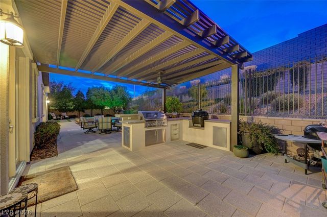 81 Navarra Canyon Court, Las Vegas, NV 89138