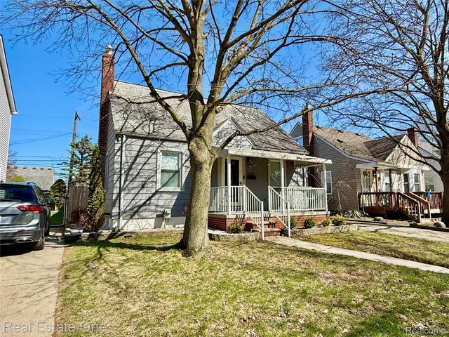 1040 Grove Avenue, Royal Oak, MI 48067