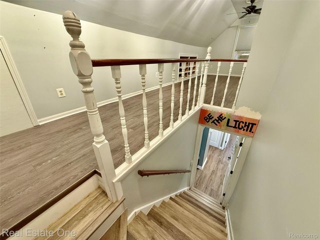 1040 Grove Avenue, Royal Oak, MI 48067