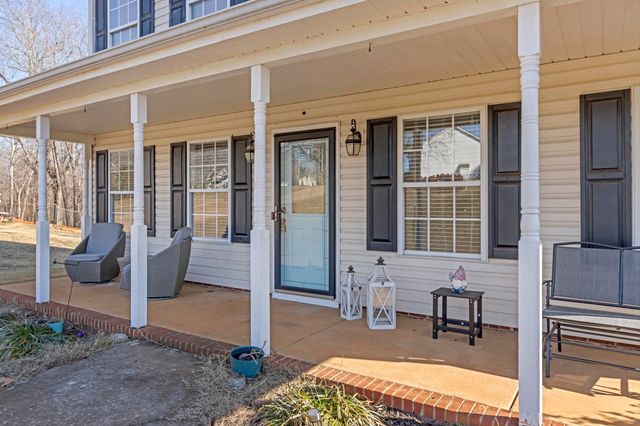 312 Red Fox Lane, Chesnee, SC 29323