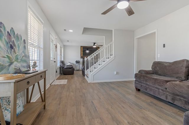 312 Red Fox Lane, Chesnee, SC 29323