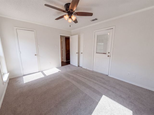 1406 Tad Street, Ennis, TX 75119