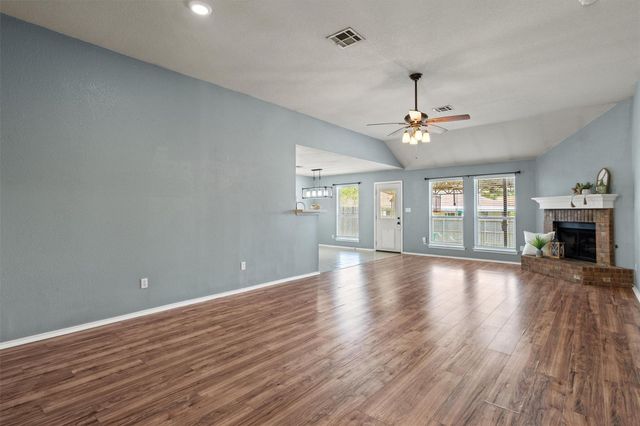 1503 Sherry DR, Taylor, TX 76574