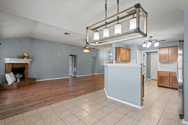1503 Sherry DR, Taylor, TX 76574
