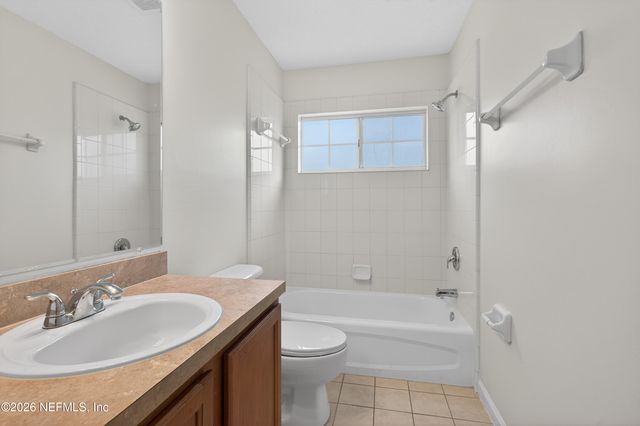 1943 S WAGES Way, Jacksonville, FL 32218