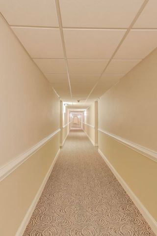 841 N York Street 109, Elmhurst, IL 60126