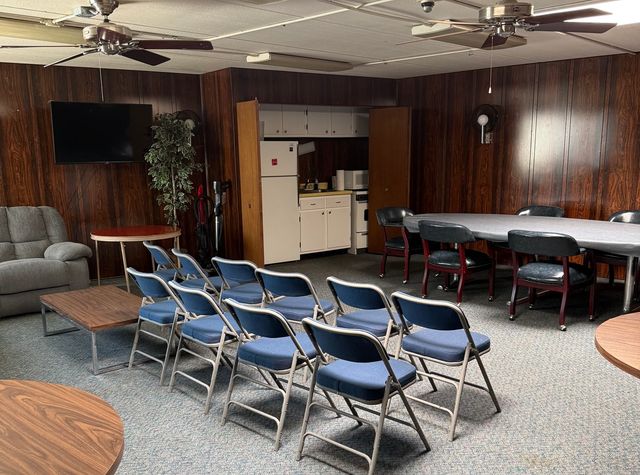 841 N York Street 109, Elmhurst, IL 60126