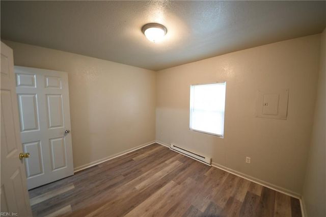 4670 Kincaid Ave Apt B, Norfolk, VA 23502