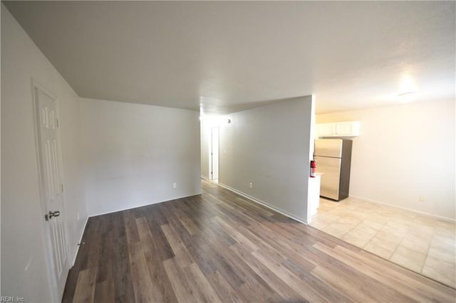 4670 Kincaid Ave Apt B, Norfolk, VA 23502