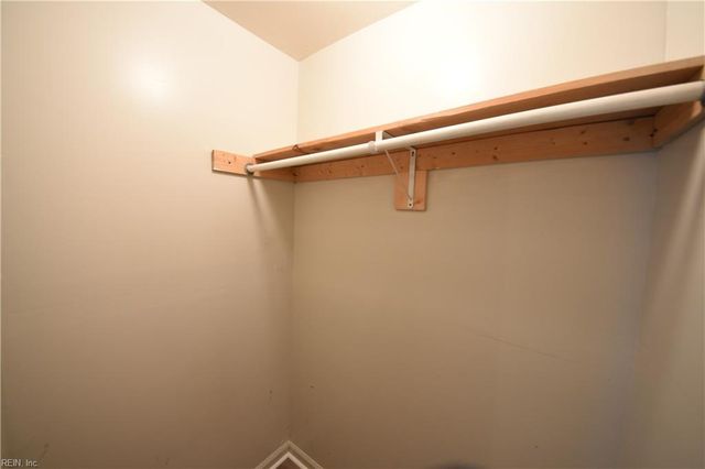 4670 Kincaid Ave Apt B, Norfolk, VA 23502