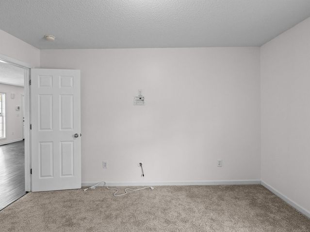 1013 Gibbs Rd, Wellford, SC 29385