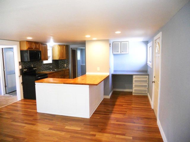 251 Indian Mound Street, Oxford, WI 53952