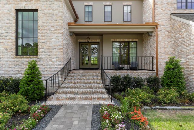 7 Gatewood Reserve Lane, The Woodlands, TX 77381
