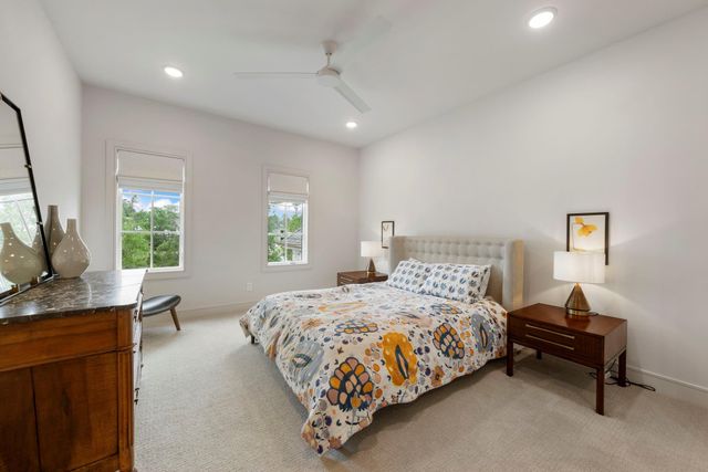 7 Gatewood Reserve Lane, The Woodlands, TX 77381