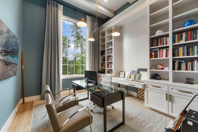 7 Gatewood Reserve Lane, The Woodlands, TX 77381