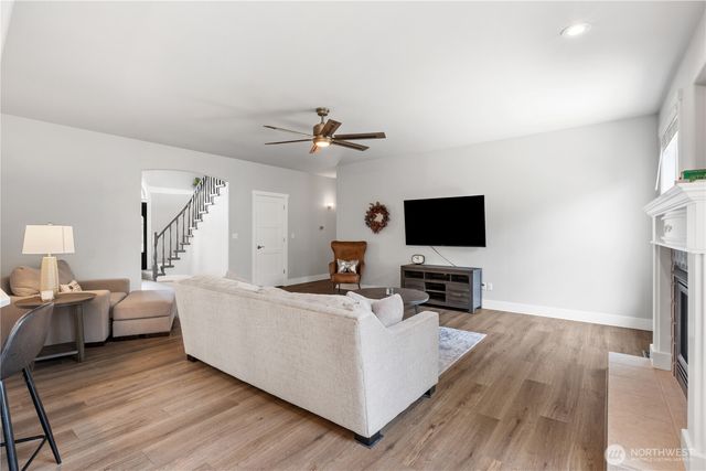 448 Island Green Way, Lynden, WA 98264
