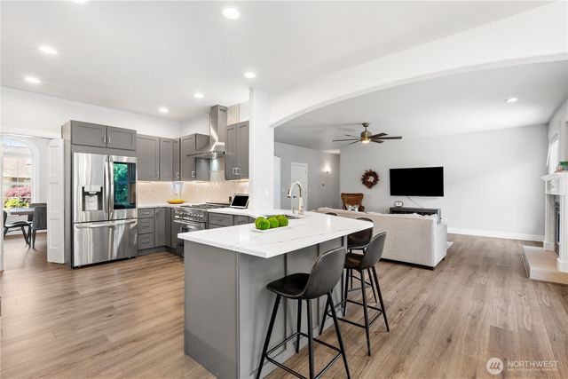 448 Island Green Way, Lynden, WA 98264