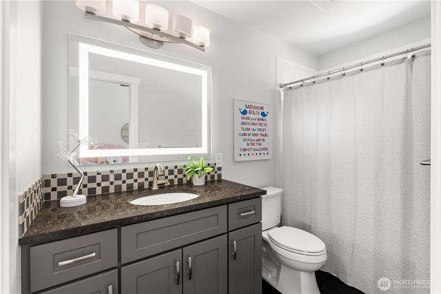 448 Island Green Way, Lynden, WA 98264