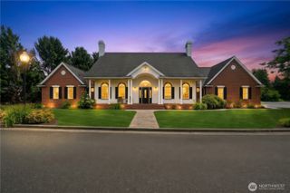 448 Island Green Way, Lynden, WA 98264
