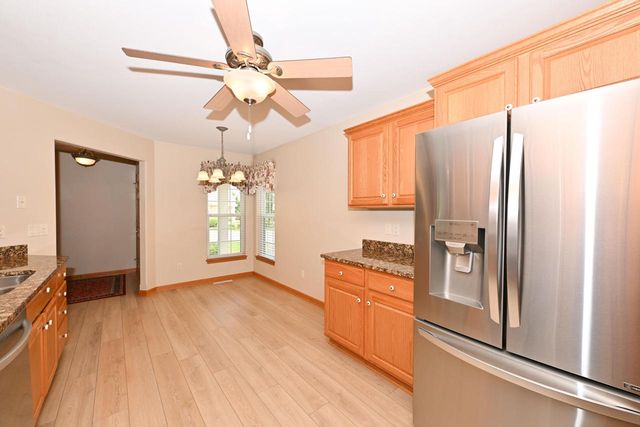 N57W24093 N Sycamore CIRCLE, Sussex, WI 53089