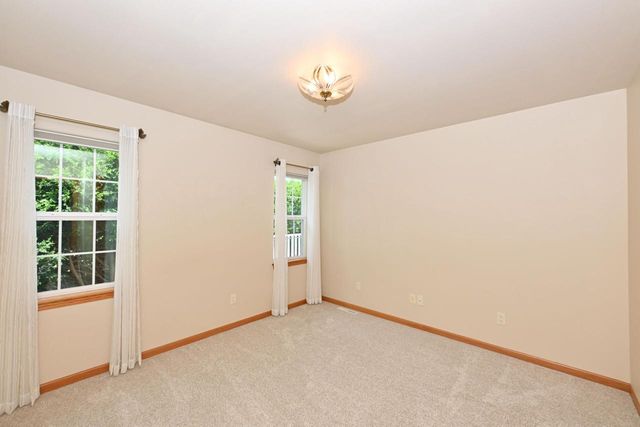 N57W24093 N Sycamore CIRCLE, Sussex, WI 53089