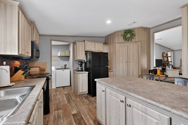 115 Vinall Circle, Decatur, TX 76234