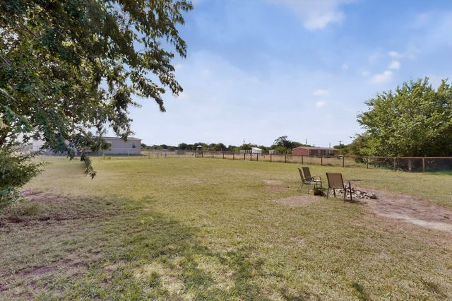 115 Vinall Circle, Decatur, TX 76234
