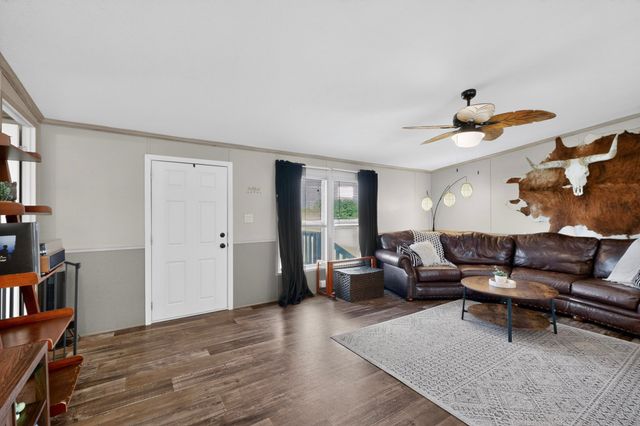 115 Vinall Circle, Decatur, TX 76234