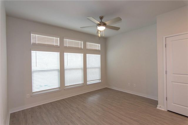 605 N West South St ST 391, Leander, TX 78641