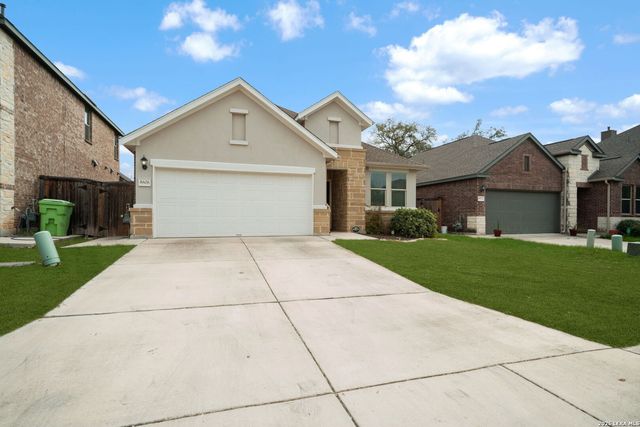 8806 White Crown, San Antonio, TX 78254
