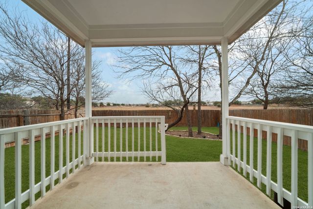 8806 White Crown, San Antonio, TX 78254