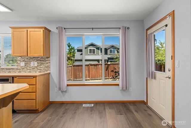 1716 Prospect Lane, Tacoma, WA 98405