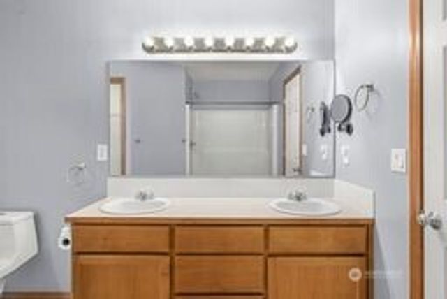 1716 Prospect Lane, Tacoma, WA 98405