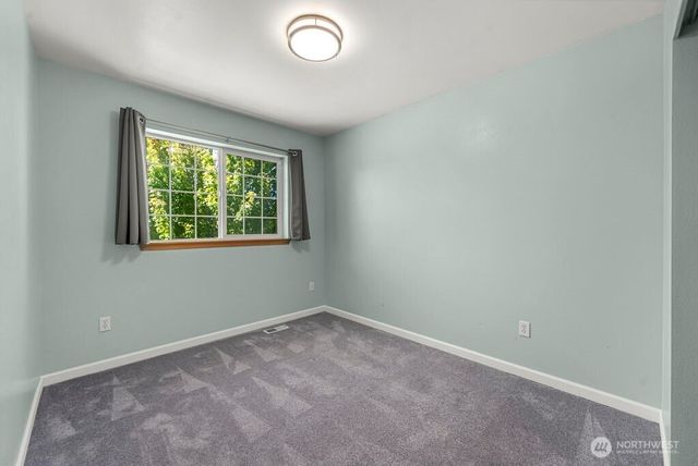 1716 Prospect Lane, Tacoma, WA 98405