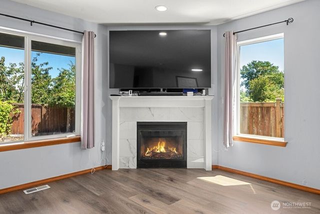 1716 Prospect Lane, Tacoma, WA 98405