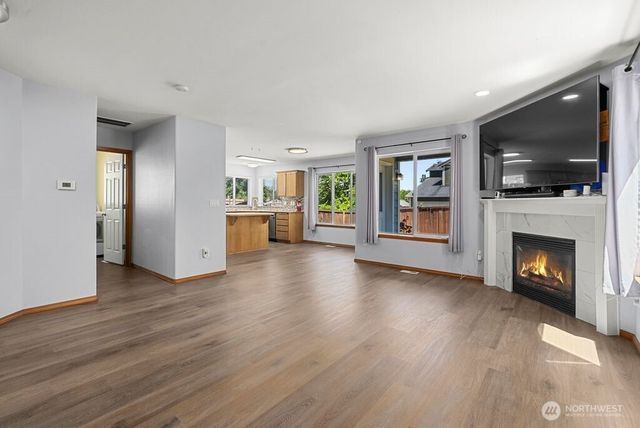 1716 Prospect Lane, Tacoma, WA 98405